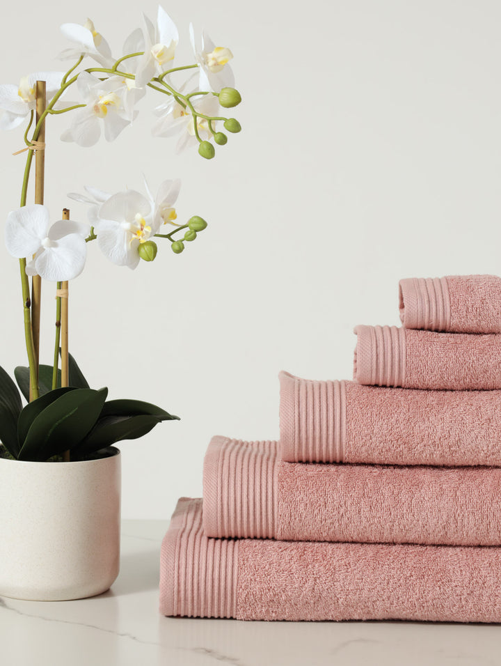 450GSM Signature Ripple Border Towels - Blush